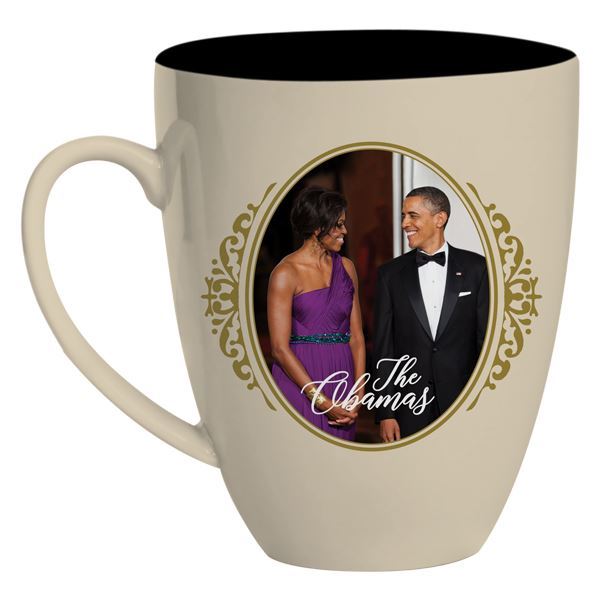 THE OBAMAS MUG
